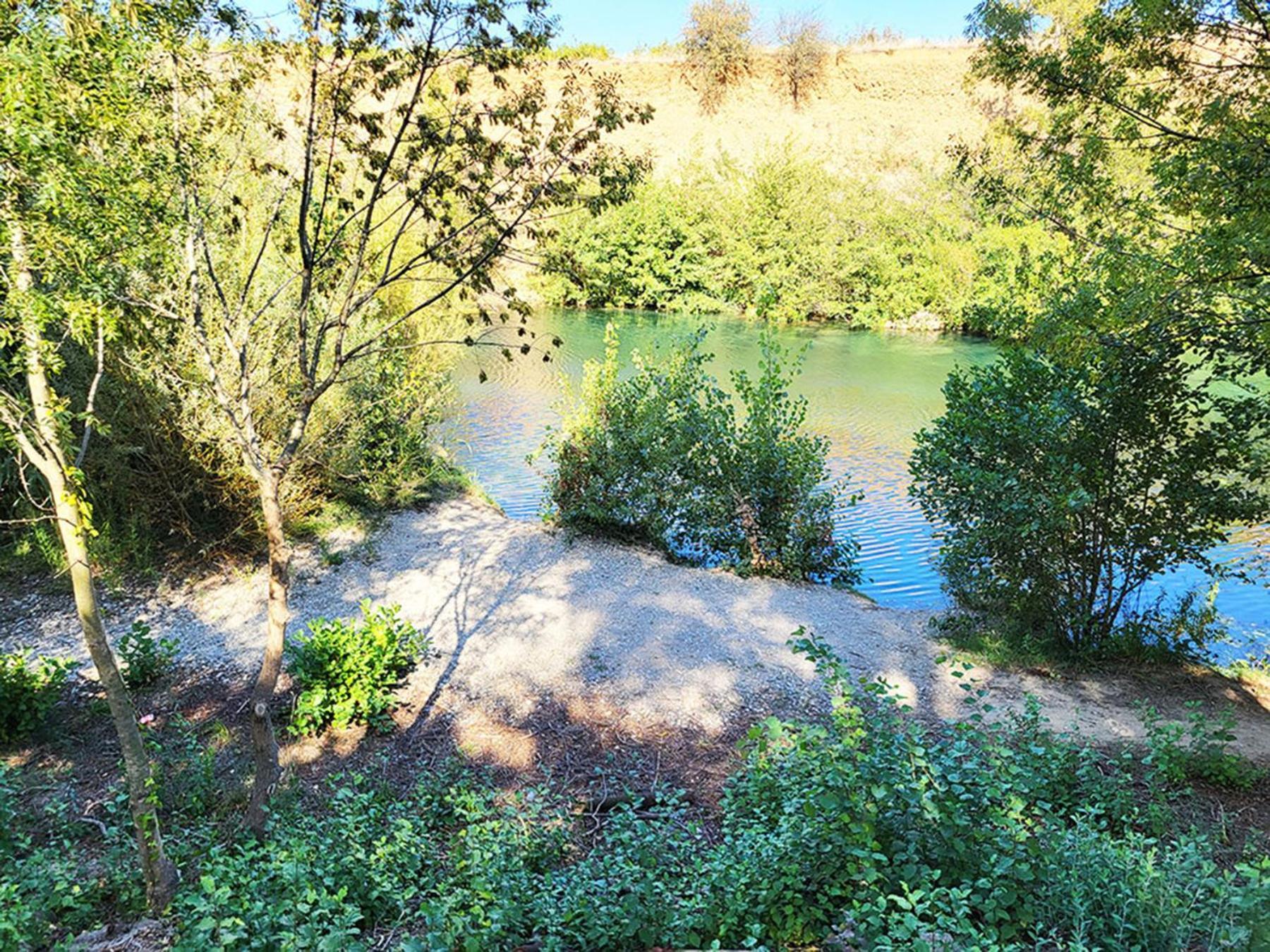 Camping Le Val De Cesse Mirepeisset Dış mekan fotoğraf
